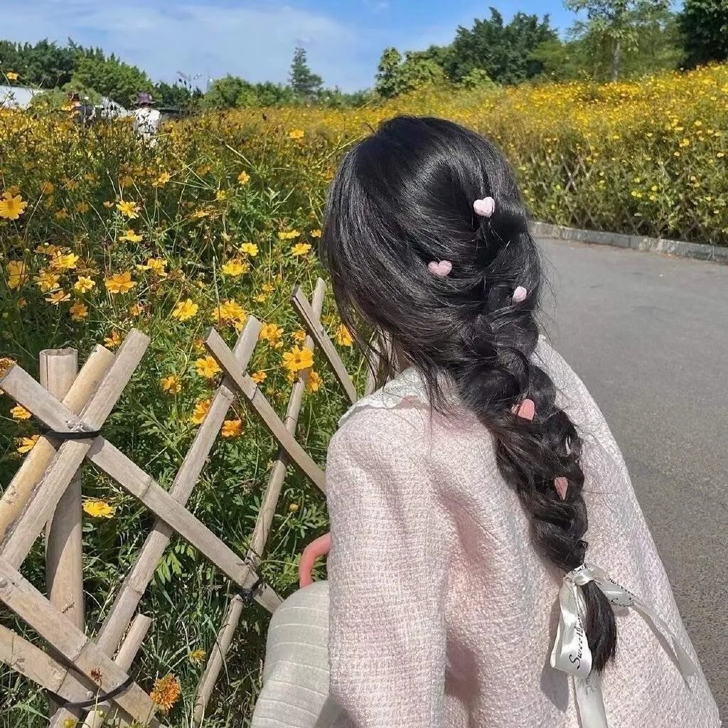 弯曲幸运草