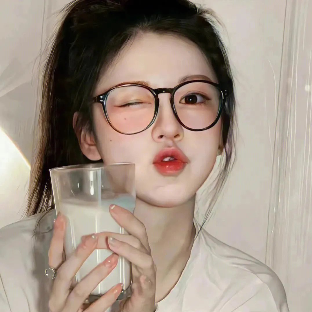 关于她的二三事